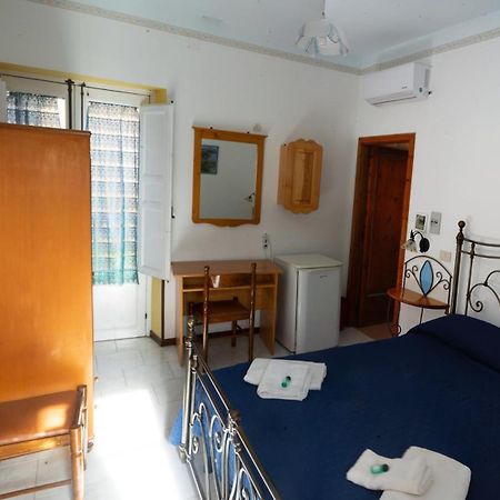 Casa Vittorio B&B Λίπαρι Εξωτερικό φωτογραφία