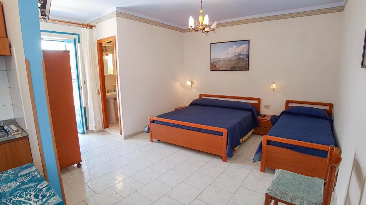 Casa Vittorio B&B Λίπαρι Εξωτερικό φωτογραφία