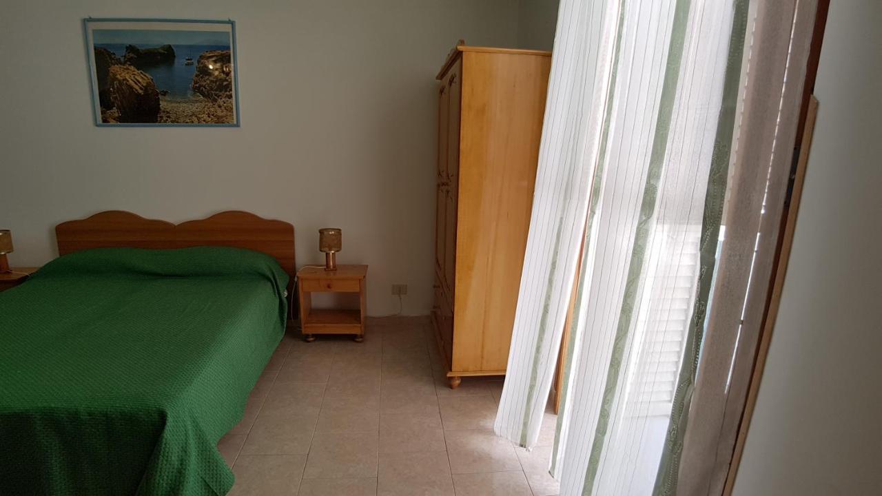 Casa Vittorio B&B Λίπαρι Εξωτερικό φωτογραφία