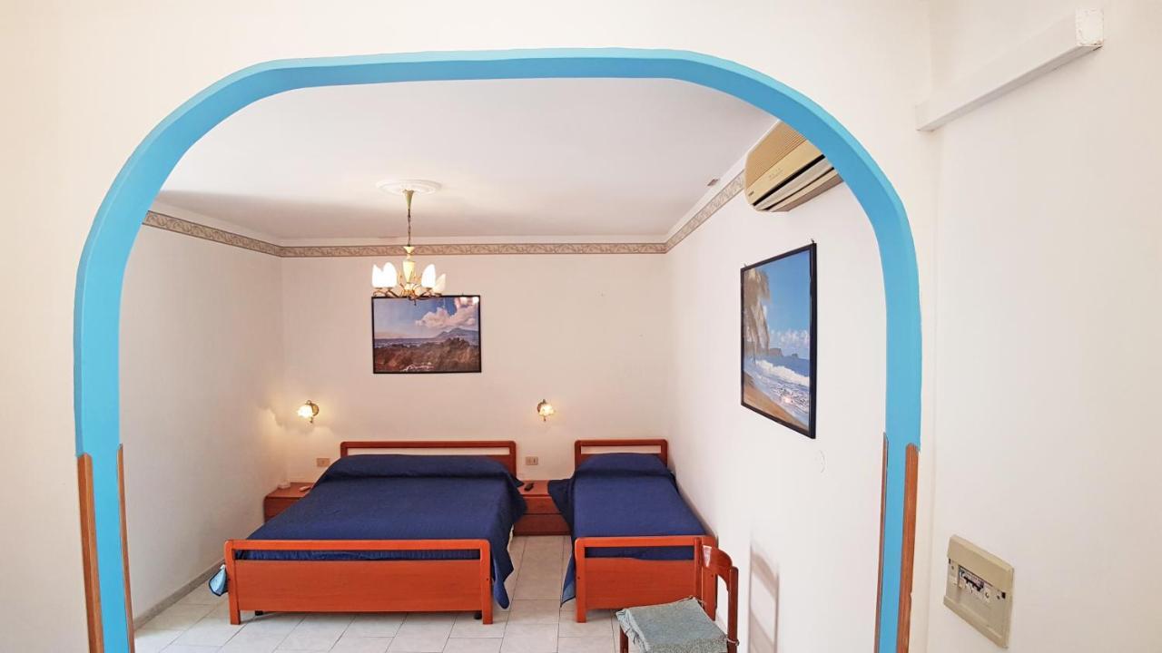 Casa Vittorio B&B Λίπαρι Εξωτερικό φωτογραφία