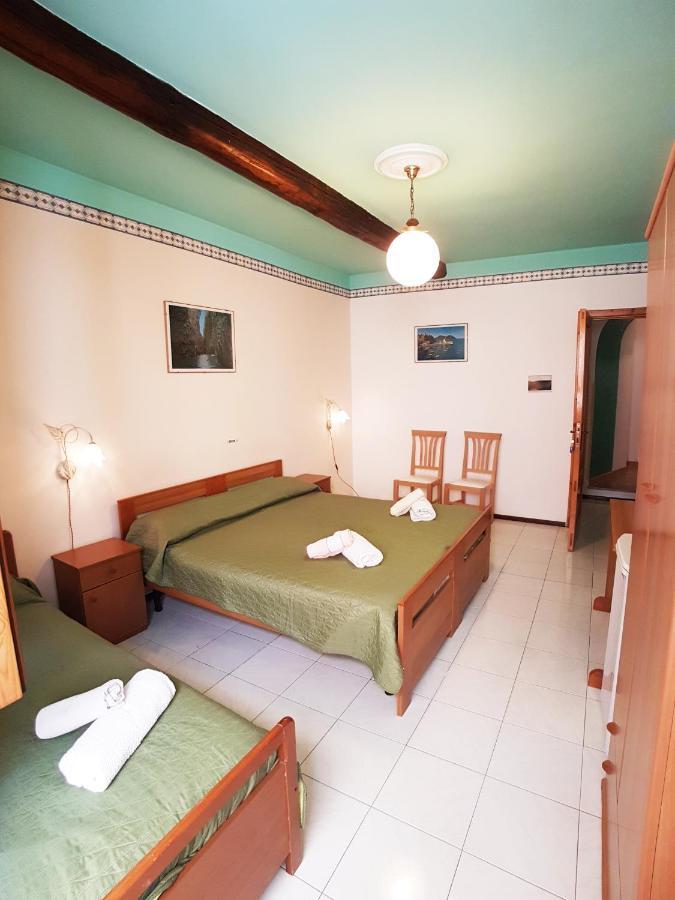 Casa Vittorio B&B Λίπαρι Εξωτερικό φωτογραφία
