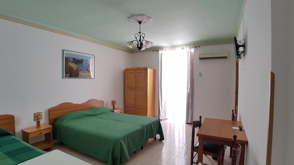 Casa Vittorio B&B Λίπαρι Εξωτερικό φωτογραφία