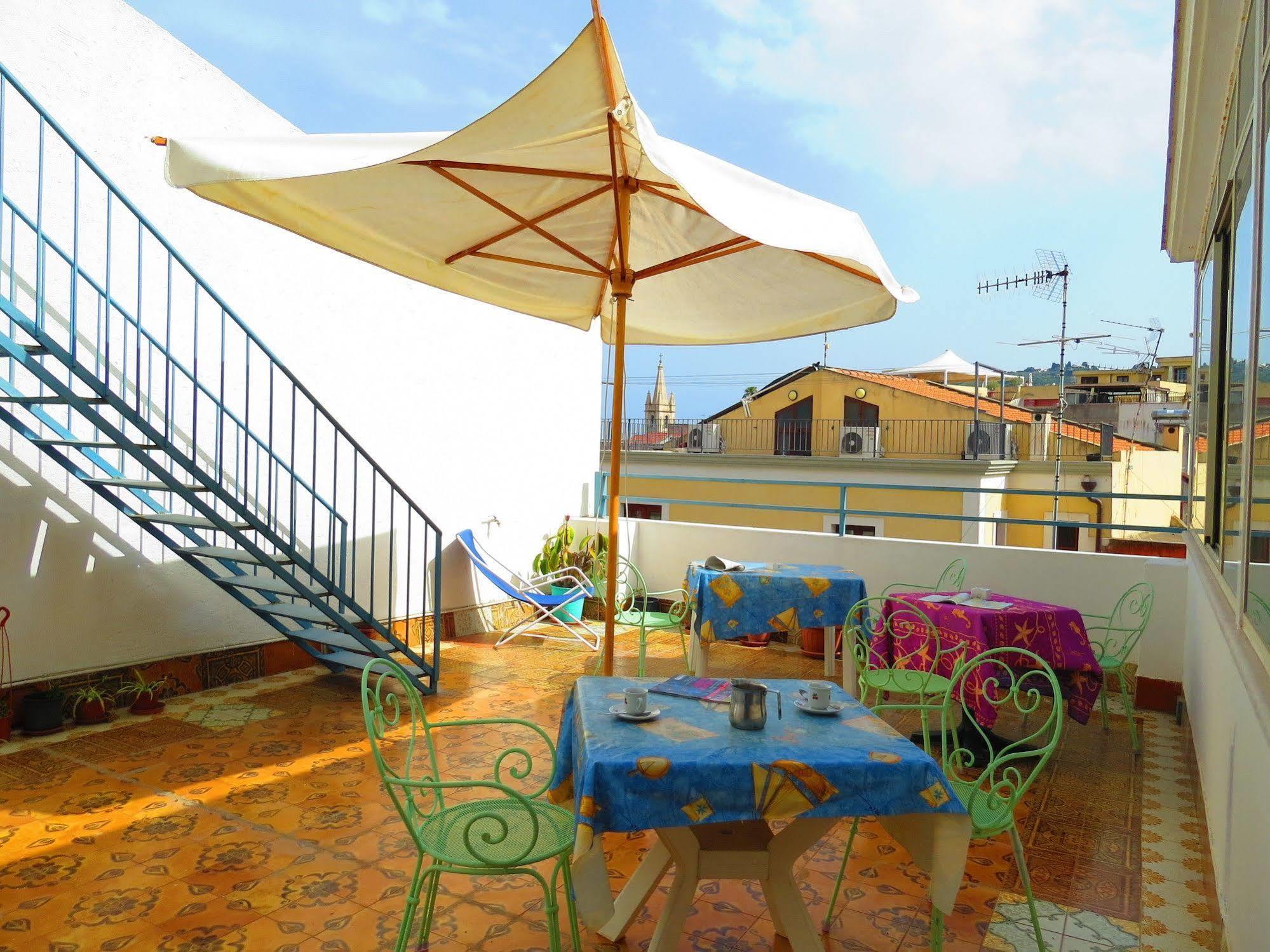 Casa Vittorio B&B Λίπαρι Εξωτερικό φωτογραφία