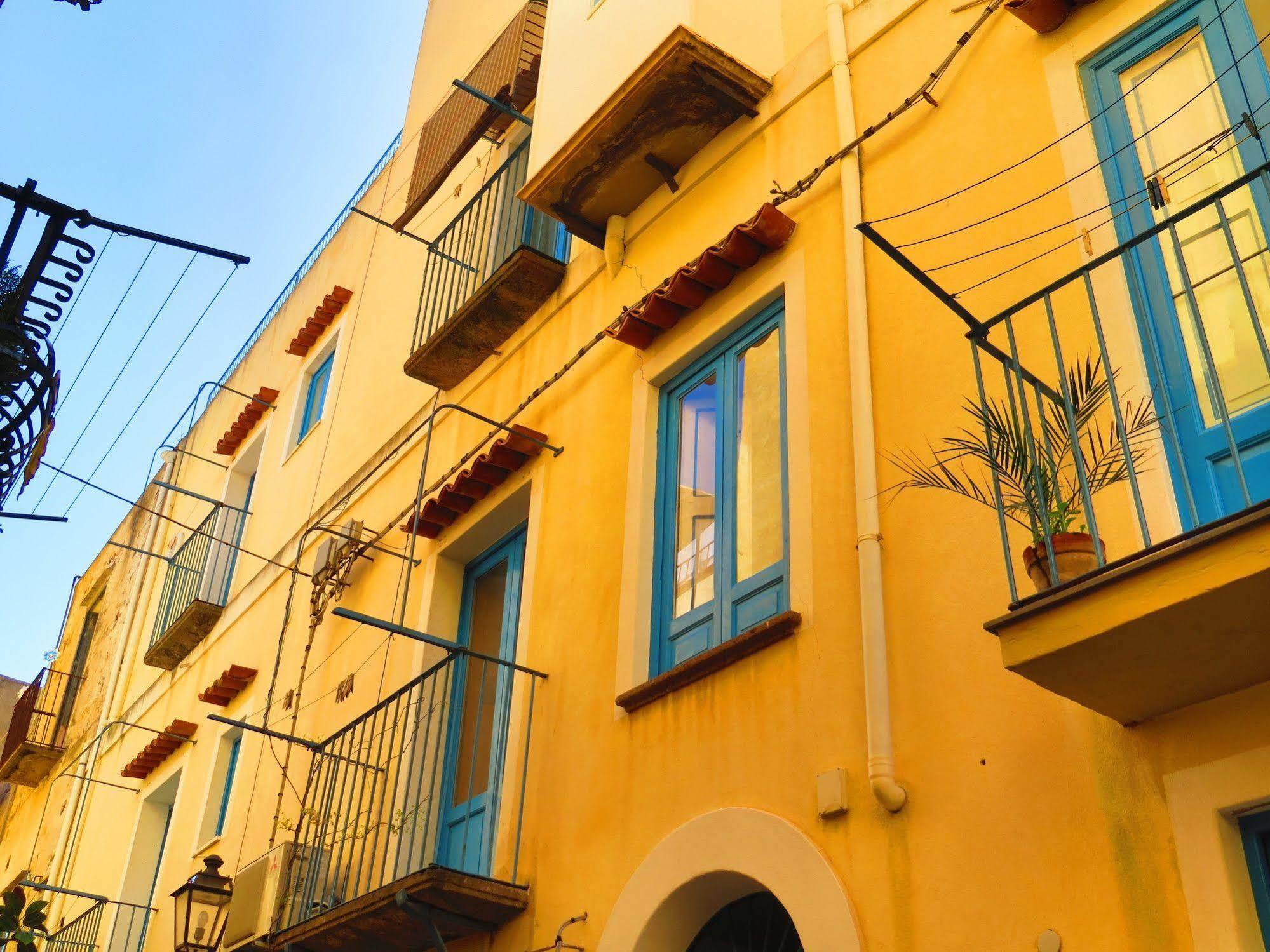 Casa Vittorio B&B Λίπαρι Εξωτερικό φωτογραφία